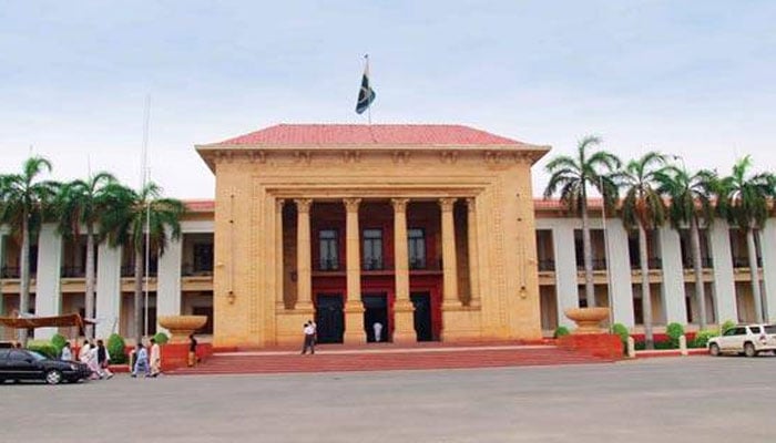صحافیوں پر پولیس تشدد کیخلاف پنجاب اسمبلی پریس گیلری کمیٹی کا اجلاس کا بائیکاٹ، والد صاحب نے کہا ملک میں ایمانداری سے کام کر نیوالے پر ایک کروڑ لعنت، ڈی آئی جی آپریشنز
