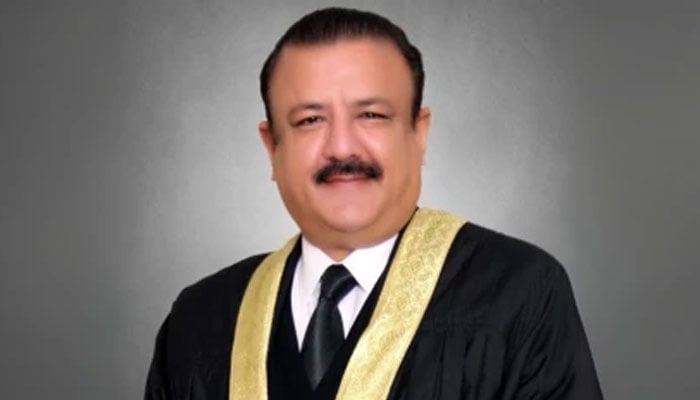 جسٹس جہانگیری نے اپنا کیس خود لڑنے کا فیصلہ کرلیا