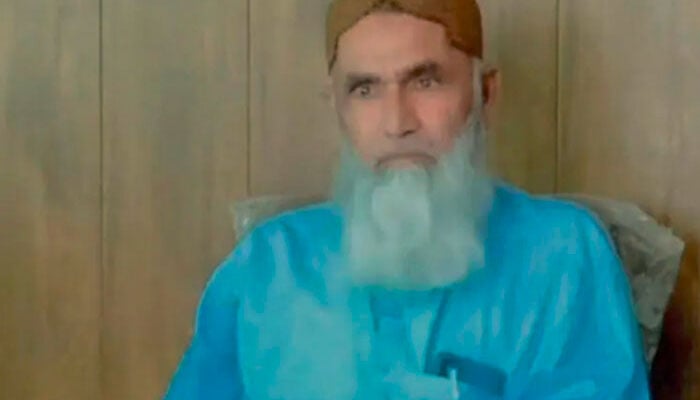 زیارت سے اغوا ہونے والے اسسٹنٹ کمشنر اور ان کے بیٹے کو شہید کردیا گیا، لاشیں زردآلو سے برآمد
