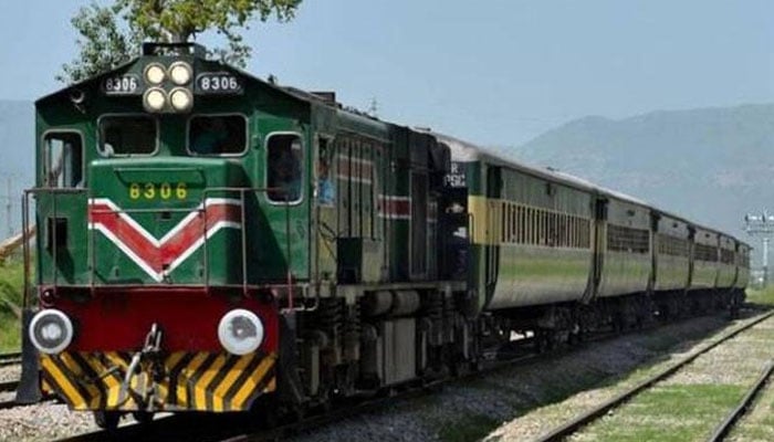 جعفر ایکسپریس کو تین دن کیلئے معطل کردیا گیا