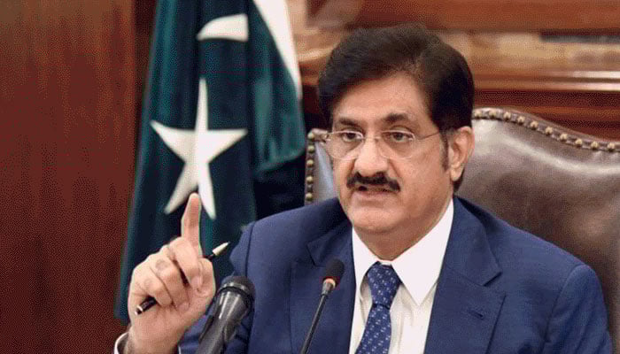 زخمی اونٹنی چاندنی اب خطرے سے باہر اور مکمل ہوش میں