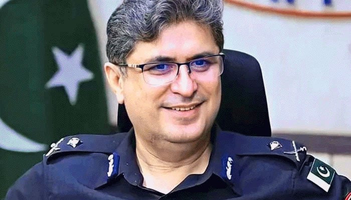 ڈی جی FIA کا اہلکاروں کو نوکری سے برخاستی کا سلسلہ جاری، مزید 9 اہلکار فارغ، تعداد 25 ہوگئی
