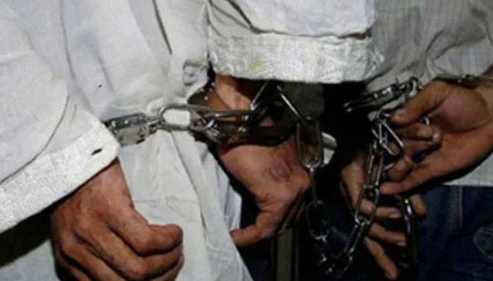 حب چیک پوسٹ سے دوران چیکنگ منشیات فروشی میں ملوث 4 ملزم گرفتار