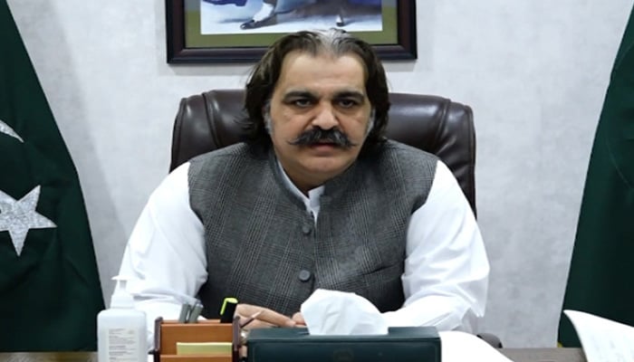 خیبرپختونخوا کابینہ میں اکھاڑ پچھاڑ، 10 وزراء، مشیروں کے محکمے تبدیل