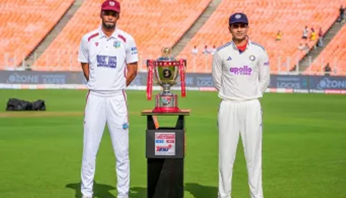 احمد آباد ٹیسٹ: بھارت کے دو وکٹ پر 121 رنز