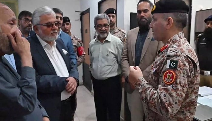 صنعتی علاقوں میں امن کا قیائم اولین ترجیح، ڈی جی رینجرز، کورنگی ایسوسی ایشن آف ٹریڈ اینڈ انڈسٹری کا دورہ