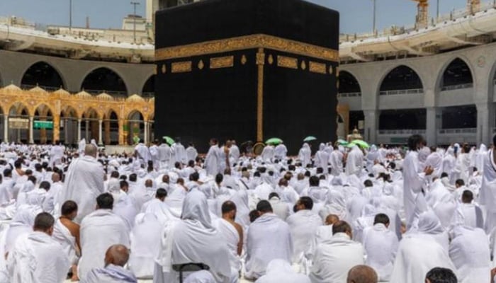 پرائیویٹ حج اسکیم درخواستوں کی وصولی کا عمل بدستور سست روی کا شکار