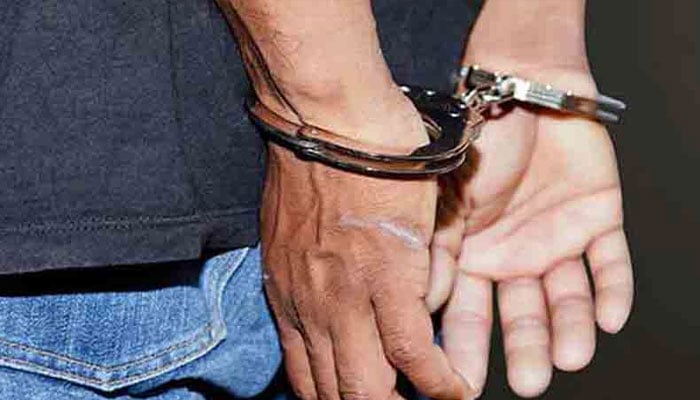 مبینہ مقابلوں میں 5 زخمیوں سمیت 6 ملزمان گرفتار، اسلحہ برآمد