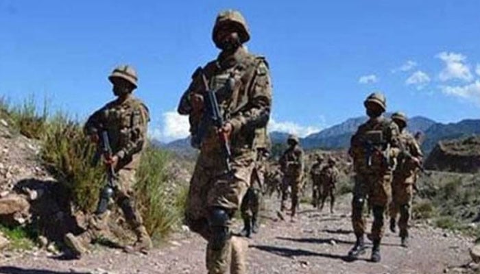 خضدار میں آپریشن، فتنہ الہندوستان کے 14 سے زائد دہشت گرد ہلاک، 20  زخمی