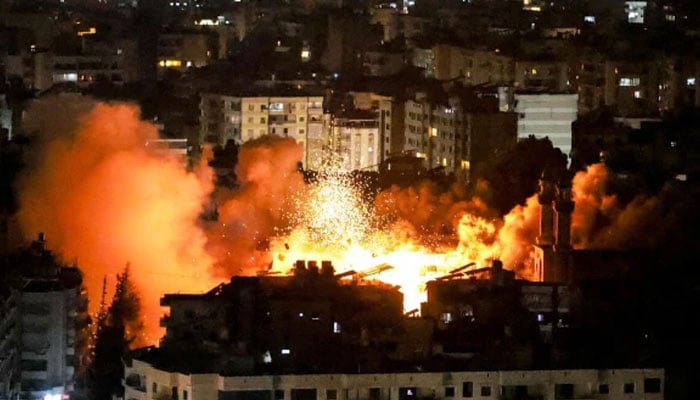 غزہ جنگ بندی کے اگلے روز اسرائیل کے لبنان پر متعدد فضائی حملے