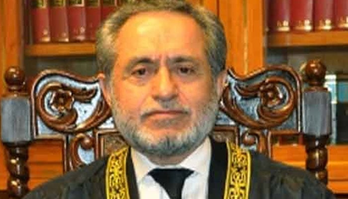 26 ویں آئینی ترمیم نہ ہوتی تو یحییٰ آفریدی چیف جسٹس نہ بنتے، جسٹس جمال مندوخیل