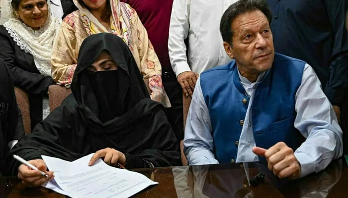 توشہ خانہ ٹو کیس، اسپیشل پراسیکیوٹر نے حتمی دلائل مکمل کرلئے، وکلاء صفائی کو آج حتمی دلائل دینے کی ہدایت