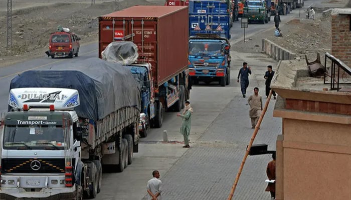 ستمبر 2025، مجموعی افغان ٹرانزٹ ٹریڈ میں سالانہ بنیادوں پر 33 فیصد اضافہ