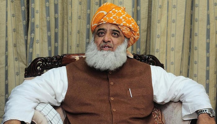 اسپیکر فضل الرحمٰن کو قومی اسمبلی میں قائد حزب اختلاف متعین کرسکتے ہیں