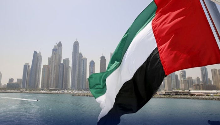 UAE؛ 9 ممالک کیلئے وزٹ اور ورک ویزے عارضی طور پر معطل کر دیے