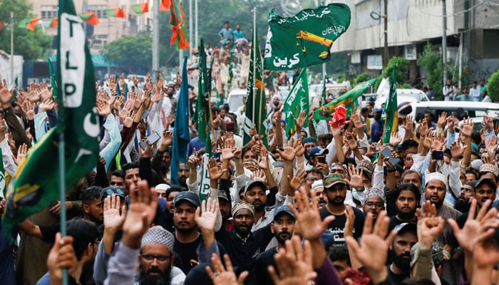 TLP پر پابندی کی منظوری، انسداد دہشت گردی ایکٹ کے تحت پنجاب حکومت کی درخواست پر وزارت داخلہ کی سمری وفاقی کابینہ سے منظور