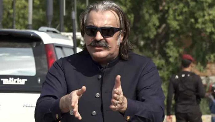 شراب، اسلحہ برآمدگی کیس، علی امین گنڈاپور کے وارنٹ گرفتاری جاری