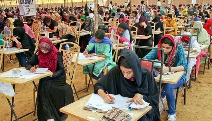 ایم ڈی کیٹ، کراچی کے طلبہ بازی لے گئے، ٹاپ ٹین میں 41 شامل