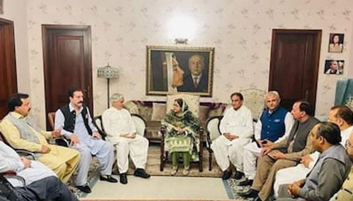 آزاد کشمیر میں سیاسی عدم استحکام جاری، پی پی نے تحریک عدم اعتماد تاحال جمع نہ کروائی