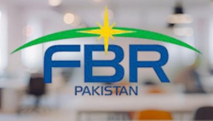 ارب پتی ٹیکس چور، کارروائی شروع، لگژری گاڑیاں، مہنگے برانڈڈ کپڑے، بیگز، گھڑیاں اور غیرملکی دورے، FBR نے سراغ لگالیا