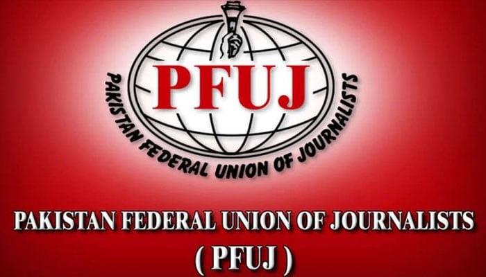 پی ایف یو جے کی پلاٹینم جوبلی تقریب، سینئر صحافیوں کو اسناد پیش