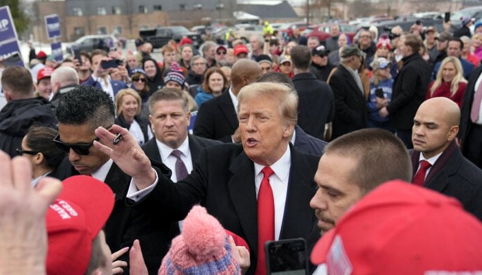 59 فیصد امریکی صدر ٹرمپ کی کارکردگی سے مطمئن نہیں، تازہ ترین سروے