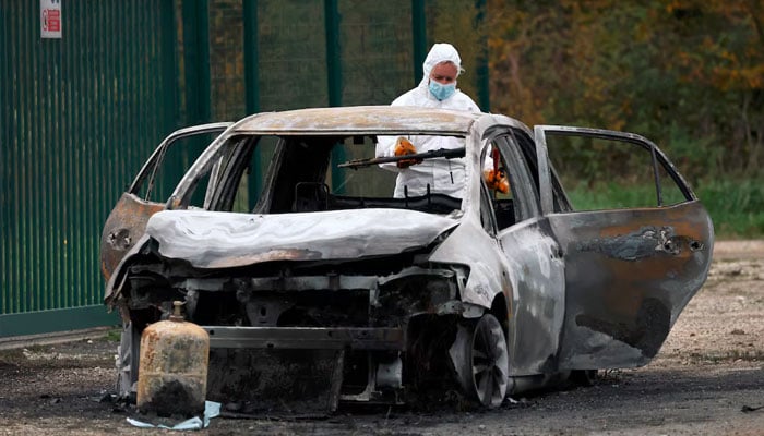 فرانس، کار سے راہگیروں کو کچلنے کی کوشش، 5 افراد زخمی