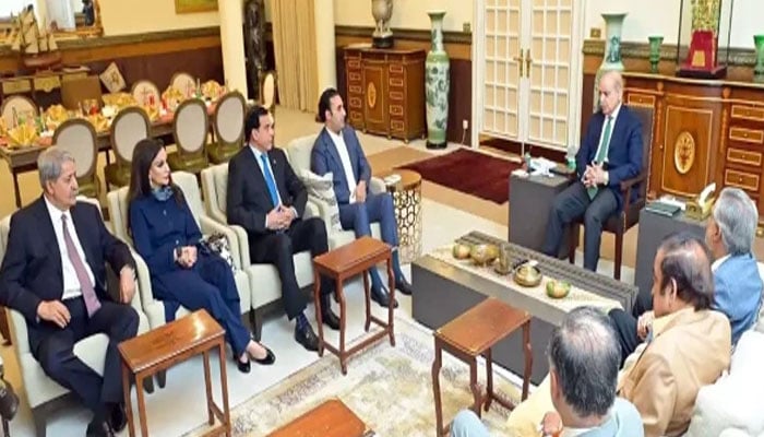 وزیراعظم سے ملاقات کے بعد پیپلز پارٹی کے وفد کو خصوصی پروٹوکول؟