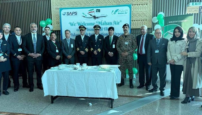 ماہان ایئر کی اسلام آباد سے افتتاحی پرواز کی روانگی