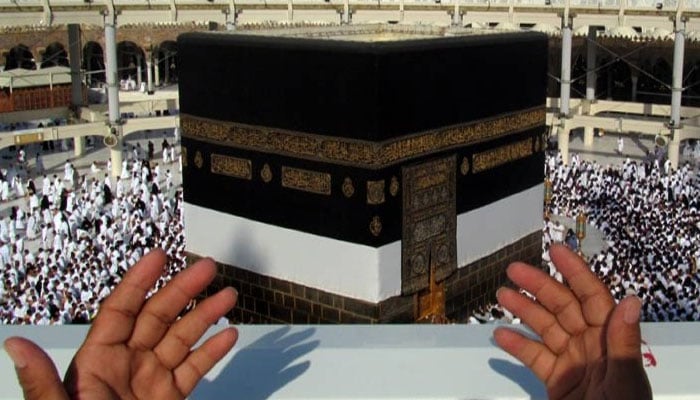 حج خدمات معاہدے 4 جنوری سے قبل کرلئے جائیں، سعودی وزیرِ حج وعمرہ