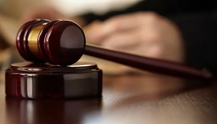 برطانیہ، گرومنگ گینگ کیس، 7 مردوں پر 11 نوعمر لڑکیوں کیساتھ جنسی جرائم الزامات