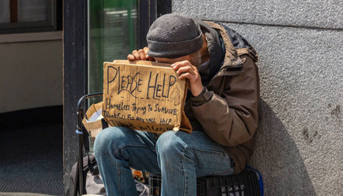 امریکا میں رہنا سہنا مشکل، بدتر حالات میں عوام ویب سائٹس پر خیرات مانگنے لگے