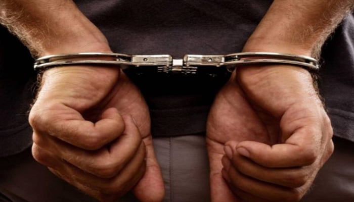 سرکاری اداروں کے جعلی دستاویزات اور مہر بنانے والا ملزم گرفتار