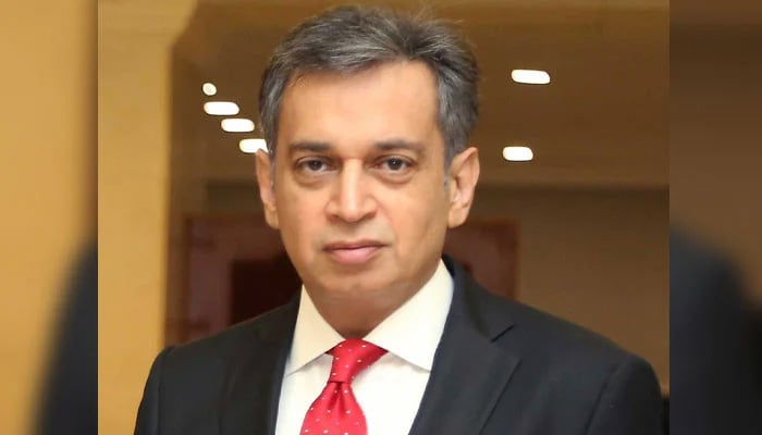 پروفیسر شاہد رسول کی نمازِ جنازہ ادا، ڈیفنس فیز 8 قبرستان میں سپردِ خاک