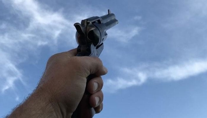 فائرنگ کے واقعہ میں نوجوان زخمی ہوگیا، سرجانی میں فائرنگ سے خوف وہراس