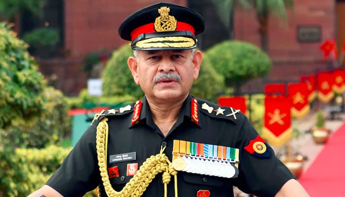 پاکستان کو ذمہ دار پڑوسی کی طرح برتاؤ کرنا سکھانے کیلئے تیار ہیں، بھارتی آرمی چیف