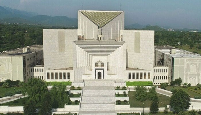 27 ویں ترمیم پر چیف جسٹس سمیت تمام ججز کے استعفے کی تجویز کو فل کورٹ اجلاس میں پذیرائی نہ ملی