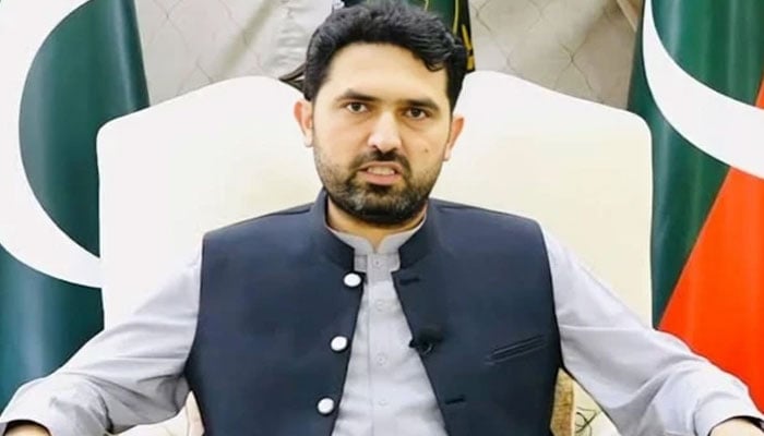 دھمکی آمیز بیانات، الیکشن کمیشن نے وزیراعلیٰ KP کو آج طلب کرلیا، ہری پور ضمنی الیکشن کیلئے فوج تعیناتی کی سفارش کردی