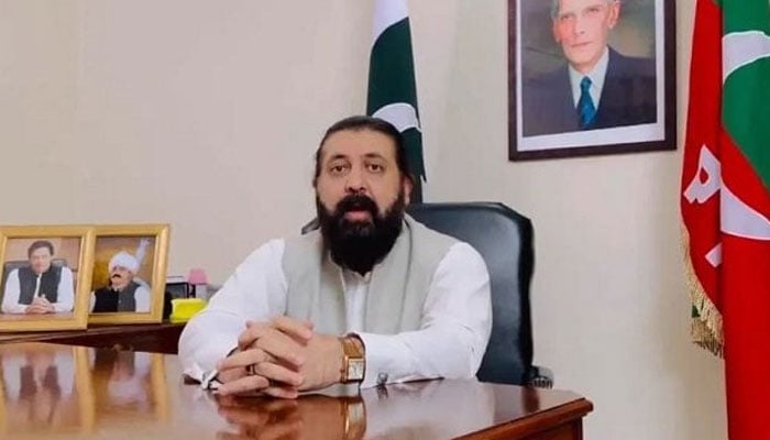 بیرون ملک سے ہمارے کچھ ارکان سوشل میڈیا اکاؤنٹ چلا رہے ہیں، شیخ وقاص