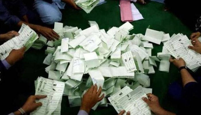 ضمنی انتخابات میں قومی اسمبلی کی تمام چھ نشستیں جیتنے پر سادہ اکثریت کے لیے پیپلز پارٹی پر انحصار ختم ہو جائے گا