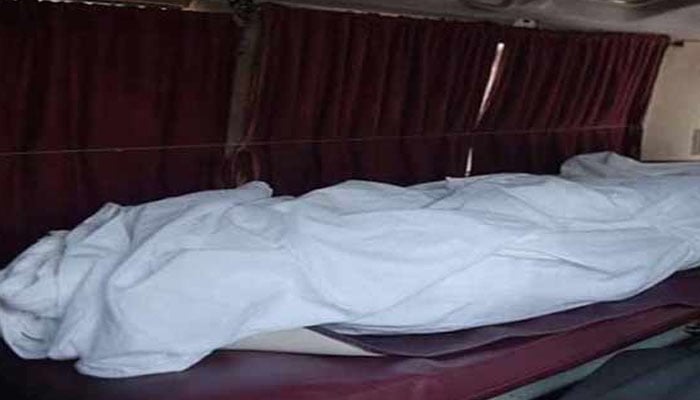 کلفٹن بلاک 2 گراؤنڈ سے خاتون کی تشدد زدہ لاش ملی