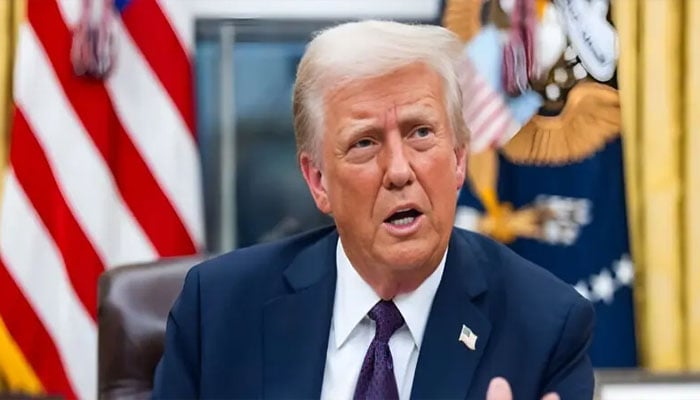 ٹرمپ کا تیسری دنیا کے ممالک سے امیگریشن مستقل منجمد کرنے کا اعلان، تمام اسائلم و گرین کارڈ کیسز پر نظرثانی شروع