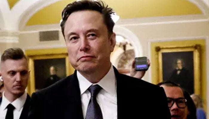 دنیا کے دس امیر ترین افراد، مسک پہلے کھرب پتی بننے کی راہ پر