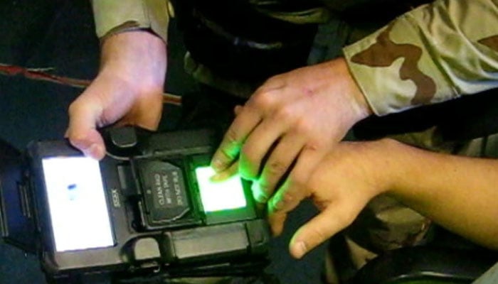 طالبان نے برطانوی حساس ساز و سامان سے افغانوں کا سراغ لگایا