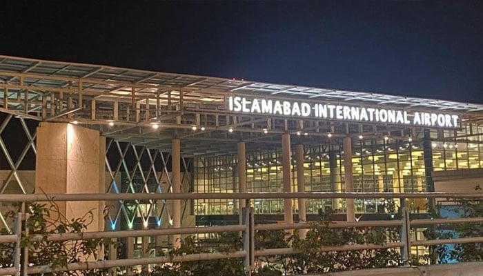 اسلام آباد سے افغان شہریوں کا 70 رکنی گروپ جرمنی پہنچ گیا