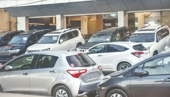 حکومت کا استعمال شدہ گاڑیوں کی درآمد اسکیم میں  تبدیلی پر غور