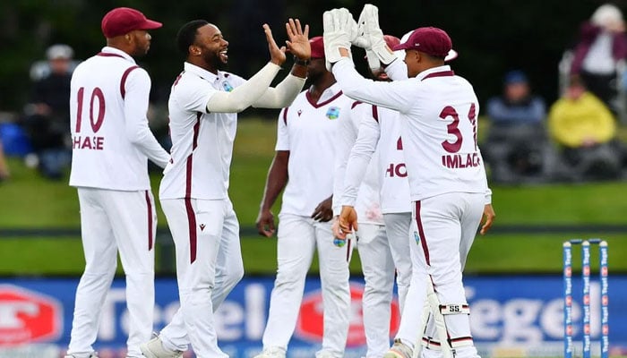 پہلا ٹیسٹ: نیوزی لینڈ کے 231 پر نو آؤٹ