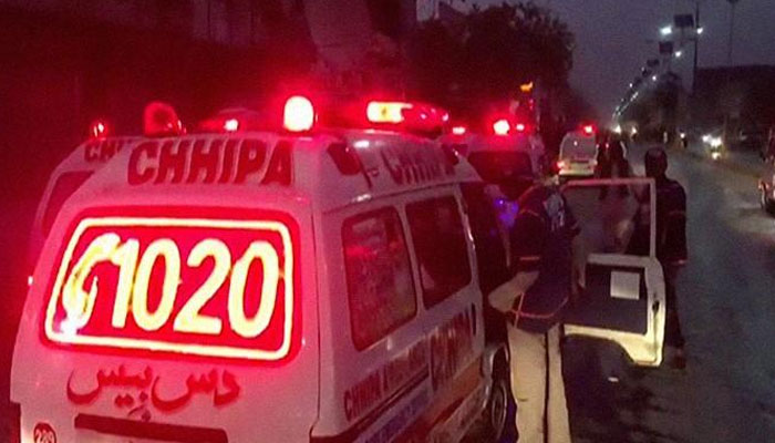 اورنگی ٹاؤن میں ڈکیتی مزاحمت پر شہری قتل، مشتعل عوام نے تشدد کے بعد ڈاکو کو آگ لگا دی