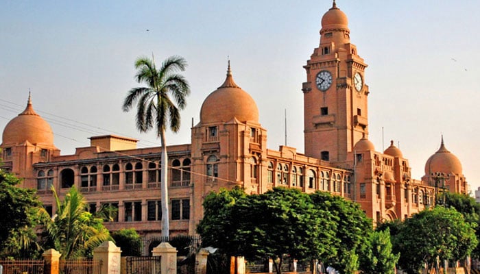 خانہ پری کیلئے نچلے درجے کے افسران کو معطل کیا گیا، سیف الدین ایڈووکیٹ