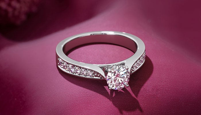 مشہور شخصیات کی منفرد اور مہنگی منگنی کی انگھوٹیاں جو تاریخ کا حصہ بن گئیں